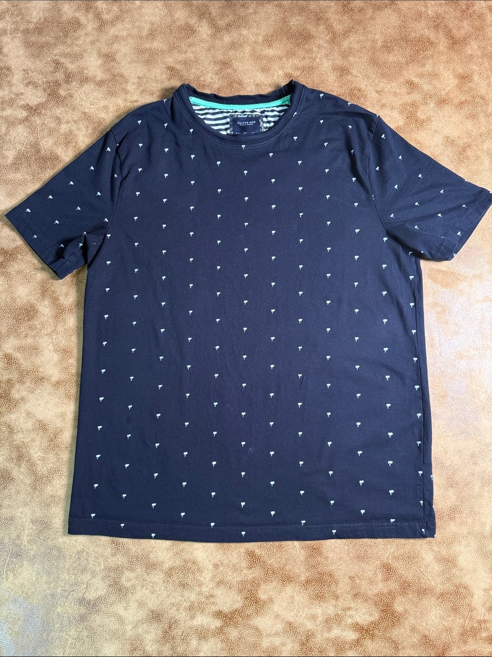 Cactus Man Ricky Singh Men’s Large Navy Palm Tree Print T-Shirt